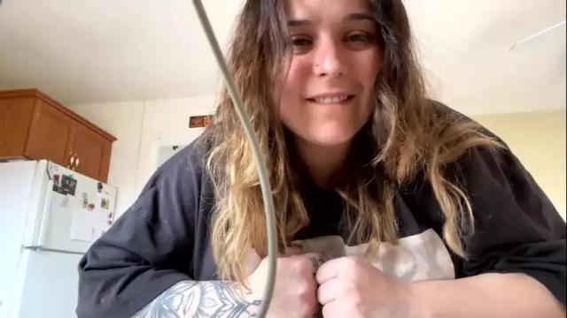 Image 3 of littledee1234 Stream on Chaturbate on 14 months ago