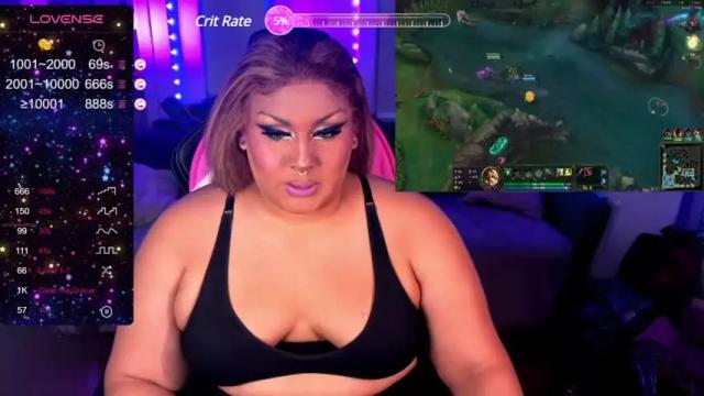 Image 7 of littledracula666 Stream on Chaturbate on 18 months ago