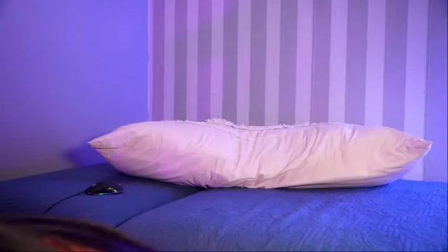 Image 12 of littlee33 Stream on Chaturbate on 24 days ago