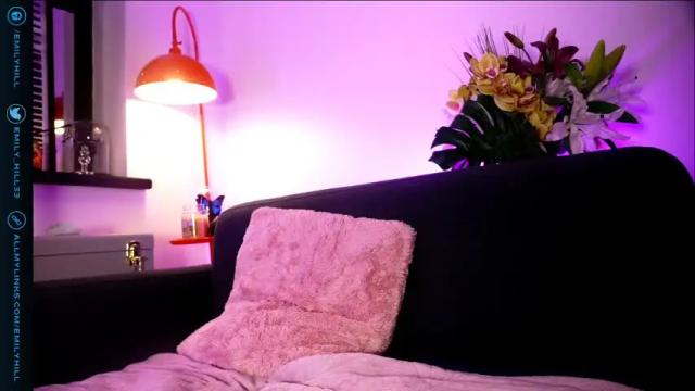 Image 7 of littlee33 Stream on Chaturbate on 1 month ago