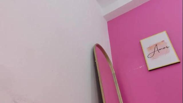 Image 6 of littleebonymommy Stream on Chaturbate on 2 months ago