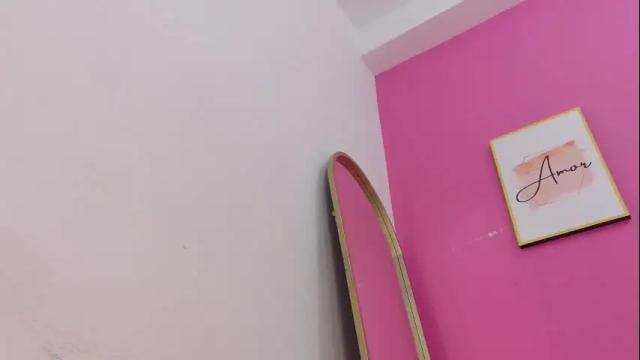 Image 7 of littleebonymommy Stream on Chaturbate on 2 months ago