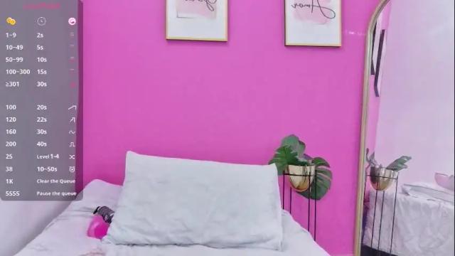 Image 4 of littleebonymommy Stream on Chaturbate on 1 month ago