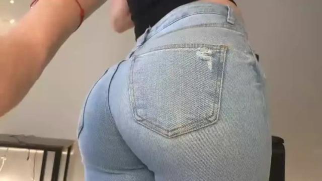 Image 4 of littleflowers Stream on Chaturbate on 1 month ago