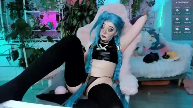 Image 4 of littleflufflepuff Stream on Chaturbate on 15 days ago