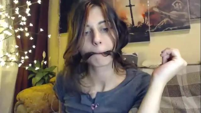 Image 2 of littlehappines Stream on Chaturbate on 2 days ago
