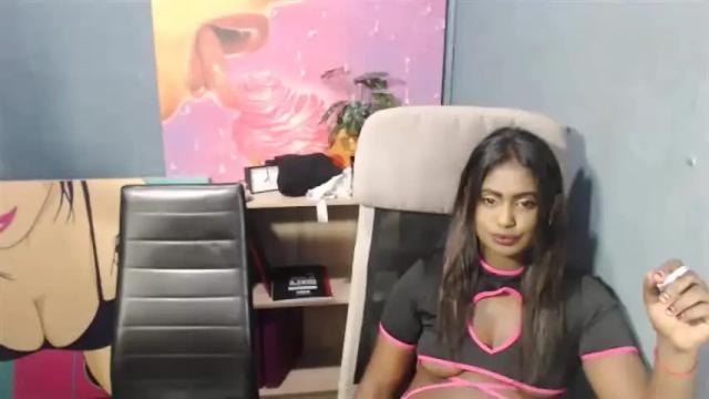Image 11 of littleindianmilf Stream on Chaturbate on 16 months ago