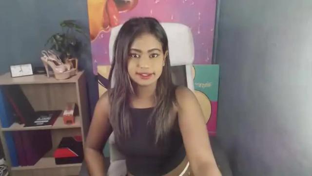 Image 8 of littleindianmilf Stream on Chaturbate on 14 months ago