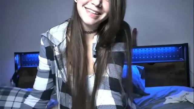 Image 4 of littlejessielov Stream on Chaturbate on 1 month ago