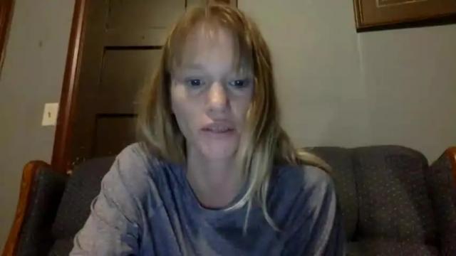 Thumbnail 3, littlekittygirl999's Stream at Chaturbate, 18 months ago