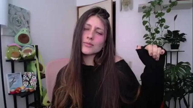 Image 6 of littlelaksmi Stream on Chaturbate on 27 days ago