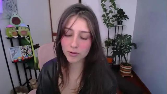 Image 4 of littlelaksmi Stream on Chaturbate on 1 month ago