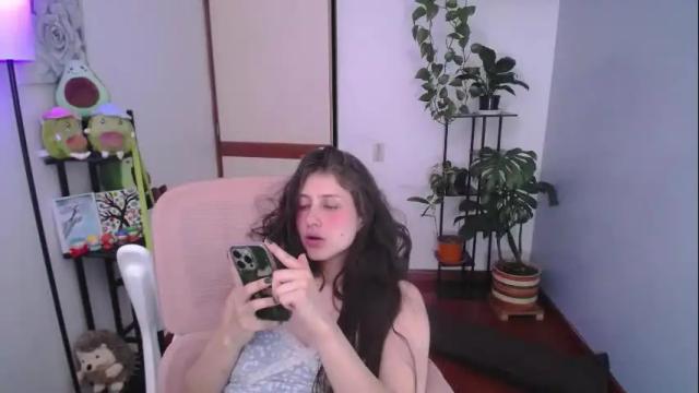Image 4 of littlelaksmi Stream on Chaturbate on 1 month ago