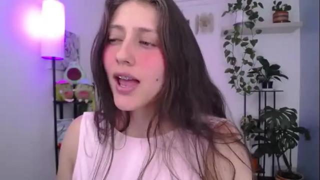 Image 8 of littlelaksmi Stream on Chaturbate on 1 month ago