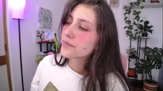 Image 11 of littlelaksmi Stream on Chaturbate on 28 days ago