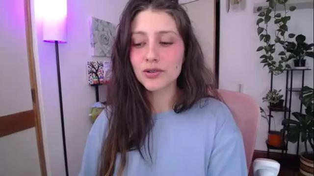 Image 3 of littlelaksmi Stream on Chaturbate on 27 days ago