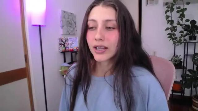 Image 6 of littlelaksmi Stream on Chaturbate on 27 days ago