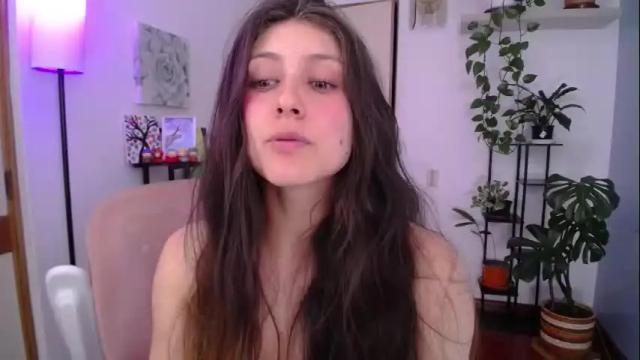 Image 10 of littlelaksmi Stream on Chaturbate on 18 days ago