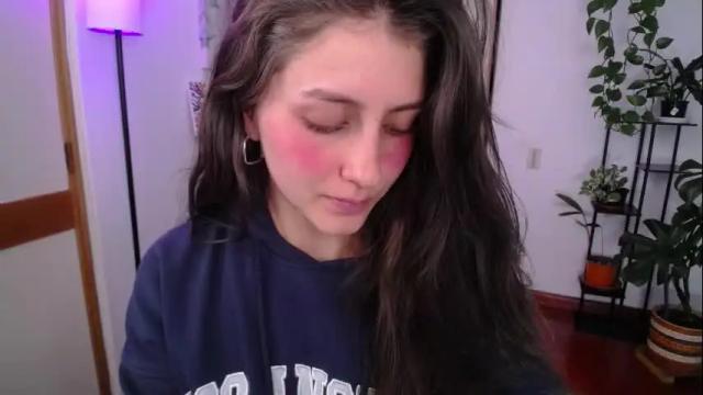 Image 8 of littlelaksmi Stream on Chaturbate on 11 days ago