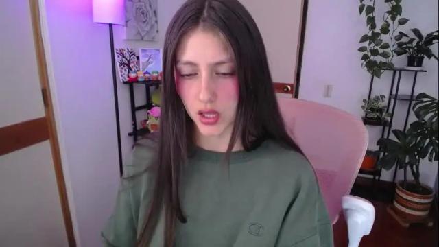 Image 6 of littlelaksmi Stream on Chaturbate on 1 day ago