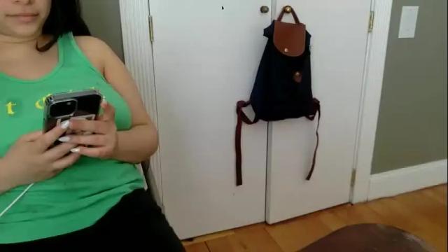 Image 7 of littlelily9999 Stream on Chaturbate on 7 months ago