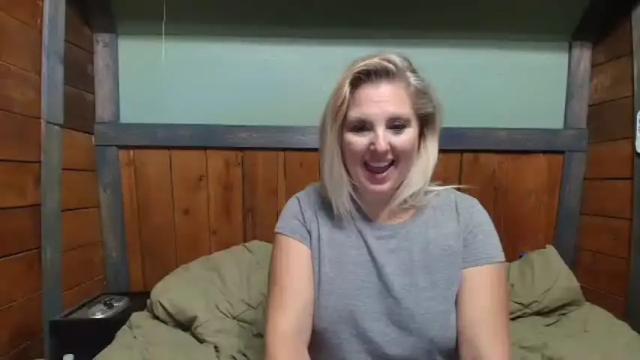 Image 3 of littlelisa1 Stream on Chaturbate on 2 months ago