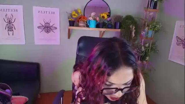 Image 3 of littlelua Stream on Chaturbate on 1 month ago
