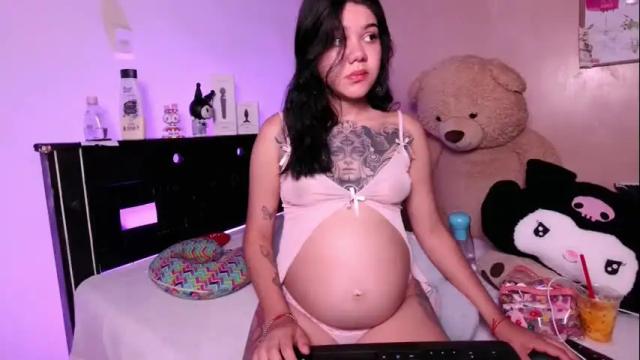 Image 10 of littlelulu01 Stream on Chaturbate on 1 month ago