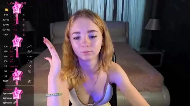 Image 8 of littlemableee Stream on Chaturbate on 20 months ago