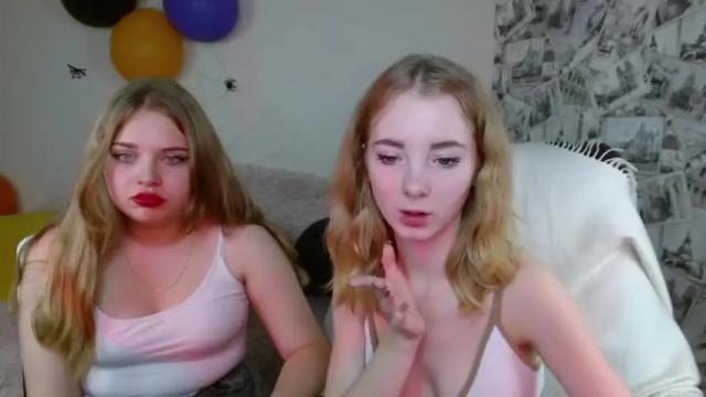 Image 3 of littlemableee Stream on Chaturbate on 19 months ago