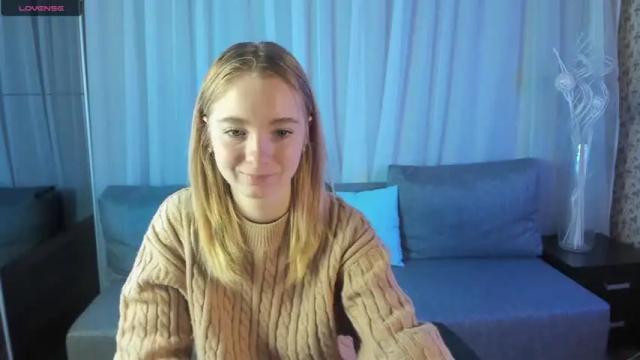 Image 2 of littlemableee Stream on Chaturbate on 18 months ago