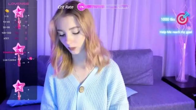 Image 12 of littlemableee Stream on Chaturbate on 18 months ago