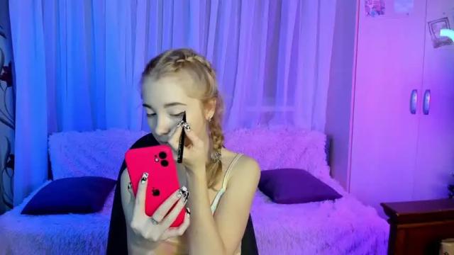 Thumbnail 2, littlemableee's Stream at Chaturbate, 16 months ago