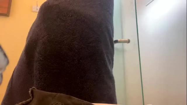 Image 3 of littlemads003 Stream on Chaturbate on 14 months ago
