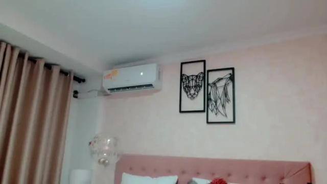 Image 10 of littlemolly_pregnant Stream on Chaturbate on 14 months ago