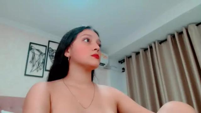 Image 10 of littlemolly_pregnant Stream on Chaturbate on 13 months ago