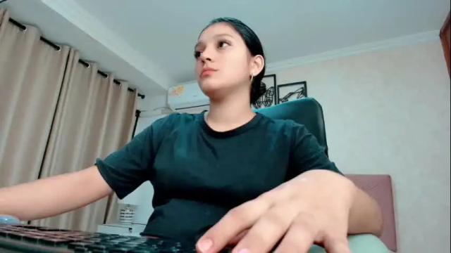 Thumbnail 1, littlemolly_pregnant's Stream at Chaturbate, 1 month ago