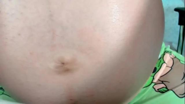 Image 3 of littlemolly_pregnant Stream on Chaturbate on 1 month ago