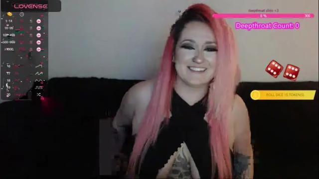 Image 3 of littlemonsterkitten Stream on Chaturbate on 13 months ago