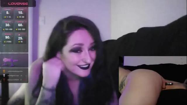 Image 2 of littlemonsterkitten Stream on Chaturbate on 1 month ago