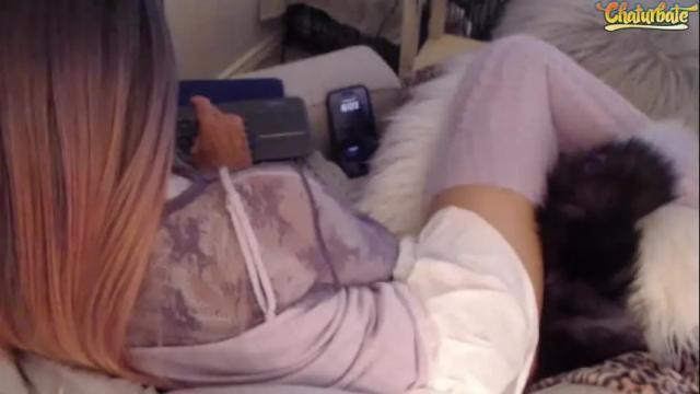 Image 3 of littleonecd Stream on Chaturbate on 8 days ago
