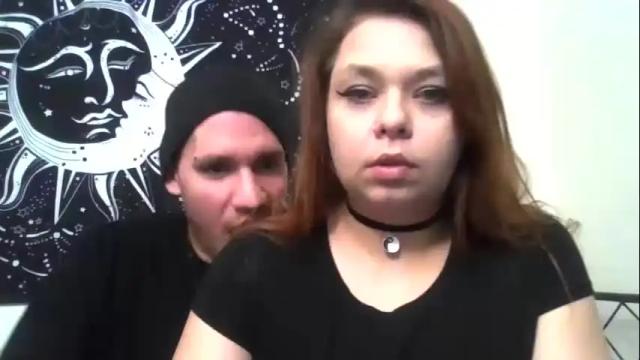 Image 3 of littleorallilly Stream on Chaturbate on 16 months ago