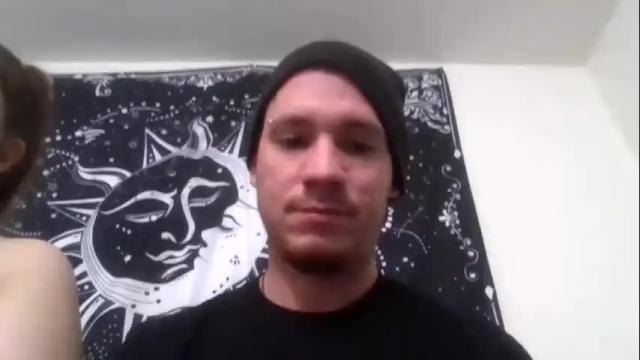 Image 2 of littleorallilly Stream on Chaturbate on 16 months ago
