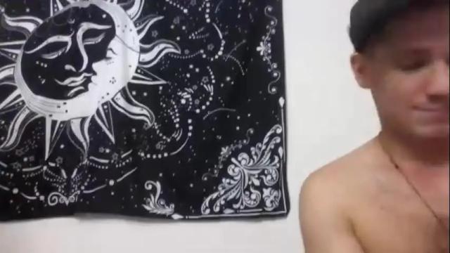 Image 11 of littleorallilly Stream on Chaturbate on 15 months ago