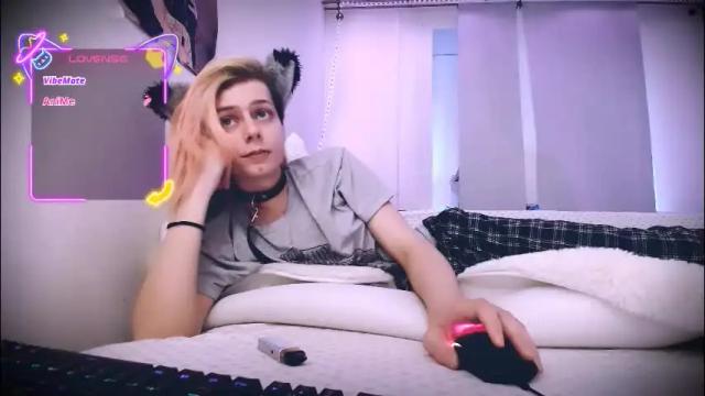 Image 3 of littlepinkcat Stream on Chaturbate on 1 month ago