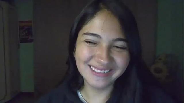 Image 2 of littleprety6969 Stream on Chaturbate on 3 months ago