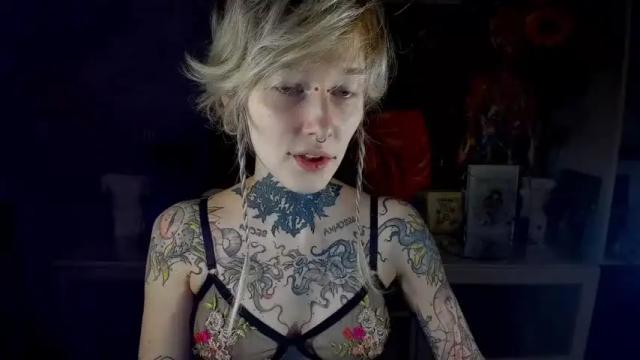 Image 10 of littlespacemouse Stream on Chaturbate on 13 months ago