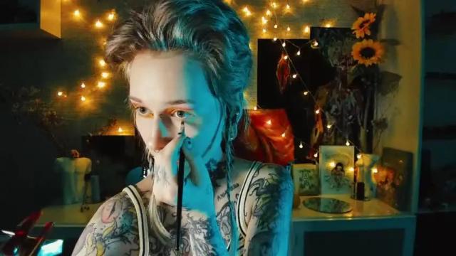 Image 11 of littlespacemouse Stream on Chaturbate on 13 months ago