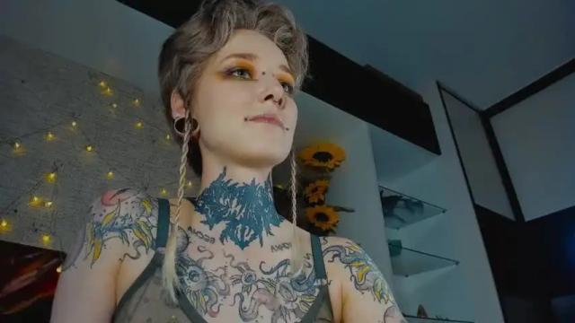 Image 12 of littlespacemouse Stream on Chaturbate on 13 months ago