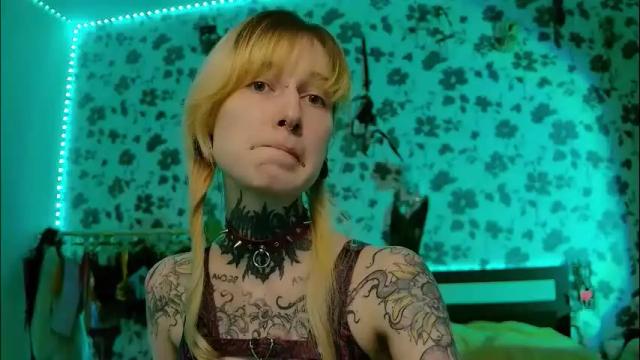 Image 3 of littlespacemouse Stream on Chaturbate on 1 month ago